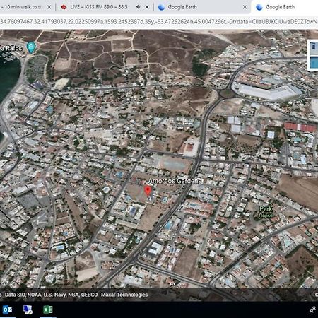Apartamento Central Gem - 10 Min Walk To The Sea, Harbor And Mall Paphos Exterior foto
