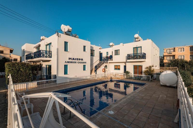 Apartamento Central Gem - 10 Min Walk To The Sea, Harbor And Mall Paphos Exterior foto