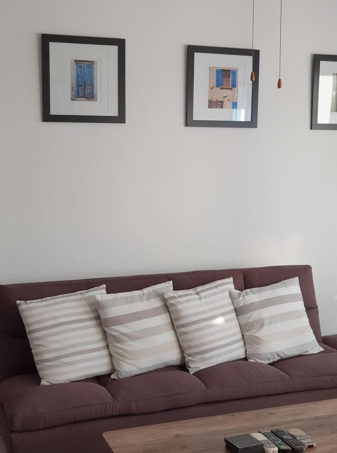 Apartamento Central Gem - 10 Min Walk To The Sea, Harbor And Mall Paphos Exterior foto