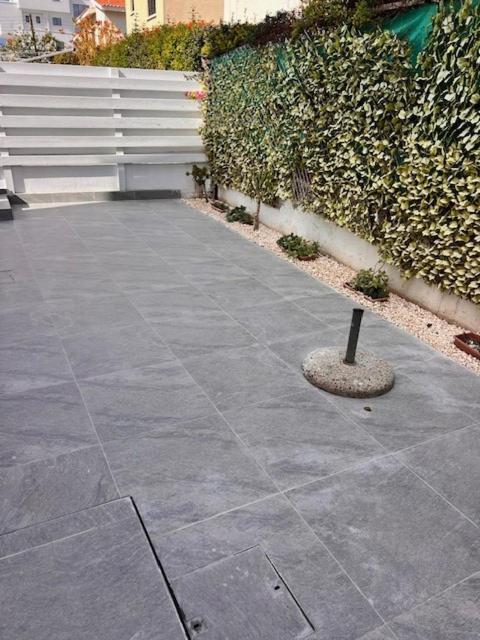 Apartamento Central Gem - 10 Min Walk To The Sea, Harbor And Mall Paphos Exterior foto